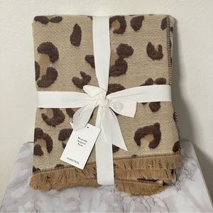 Nordstrom Reversible Jacquard Throw Blanket Animal Print Leopard - 50" x 60”